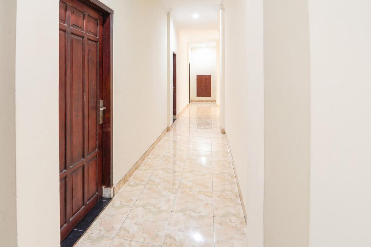 Oyo 231 Hotel Andita Syariah Surabaja Exteriér fotografie
