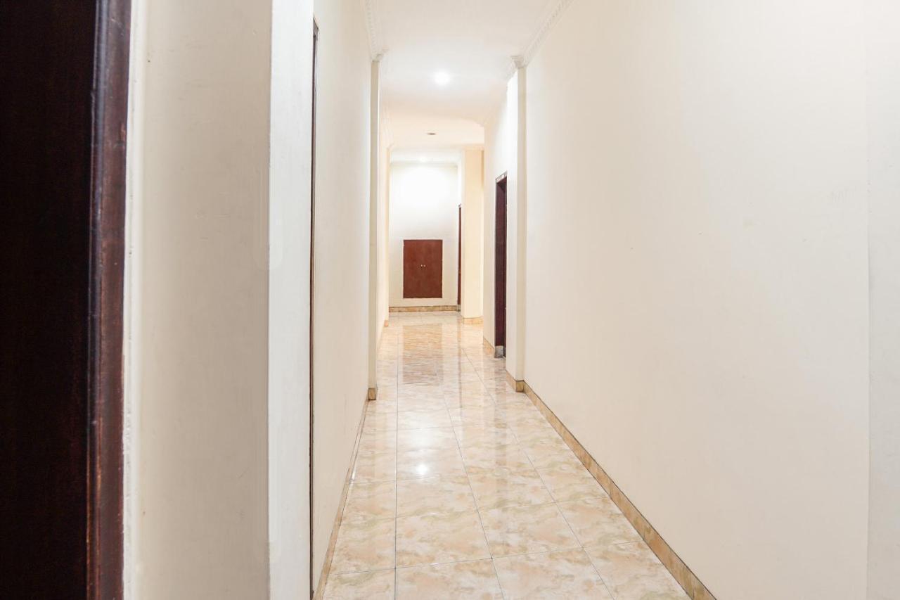 Oyo 231 Hotel Andita Syariah Surabaja Exteriér fotografie
