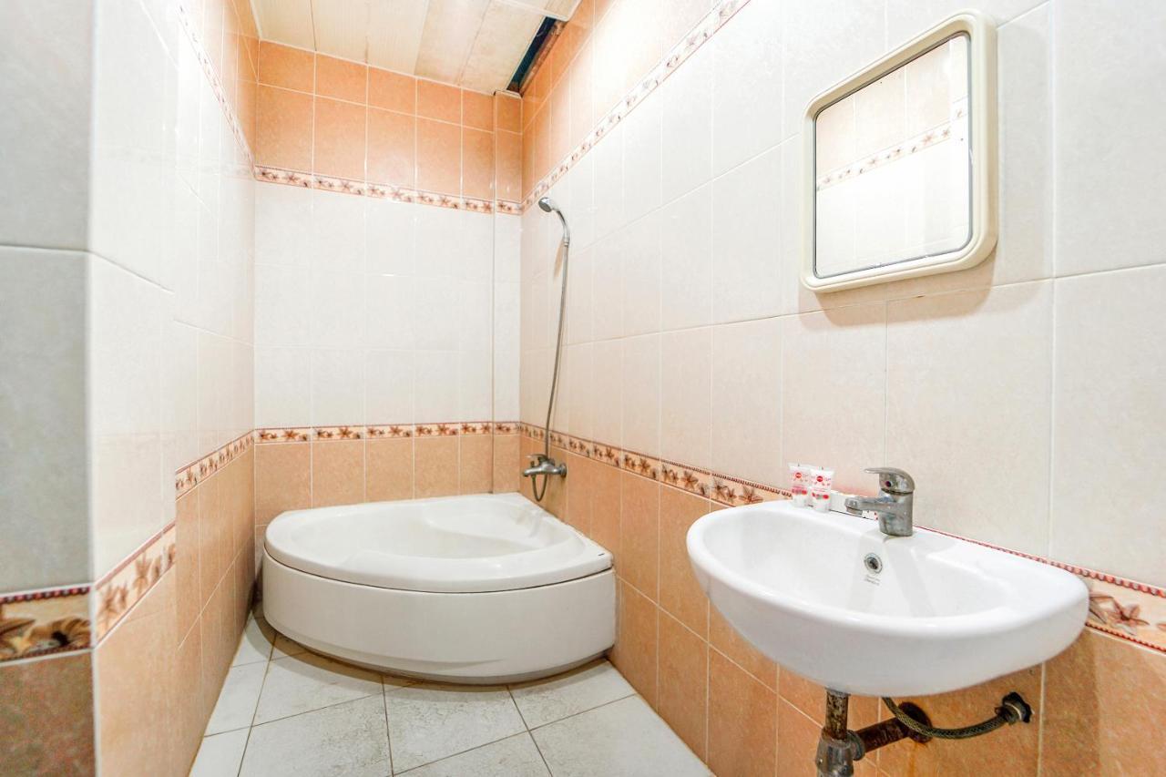 Oyo 231 Hotel Andita Syariah Surabaja Exteriér fotografie